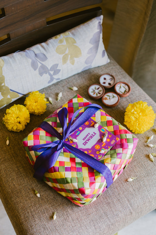 Wild Date Small Diwali Hamper-Yum with Diya and Tea