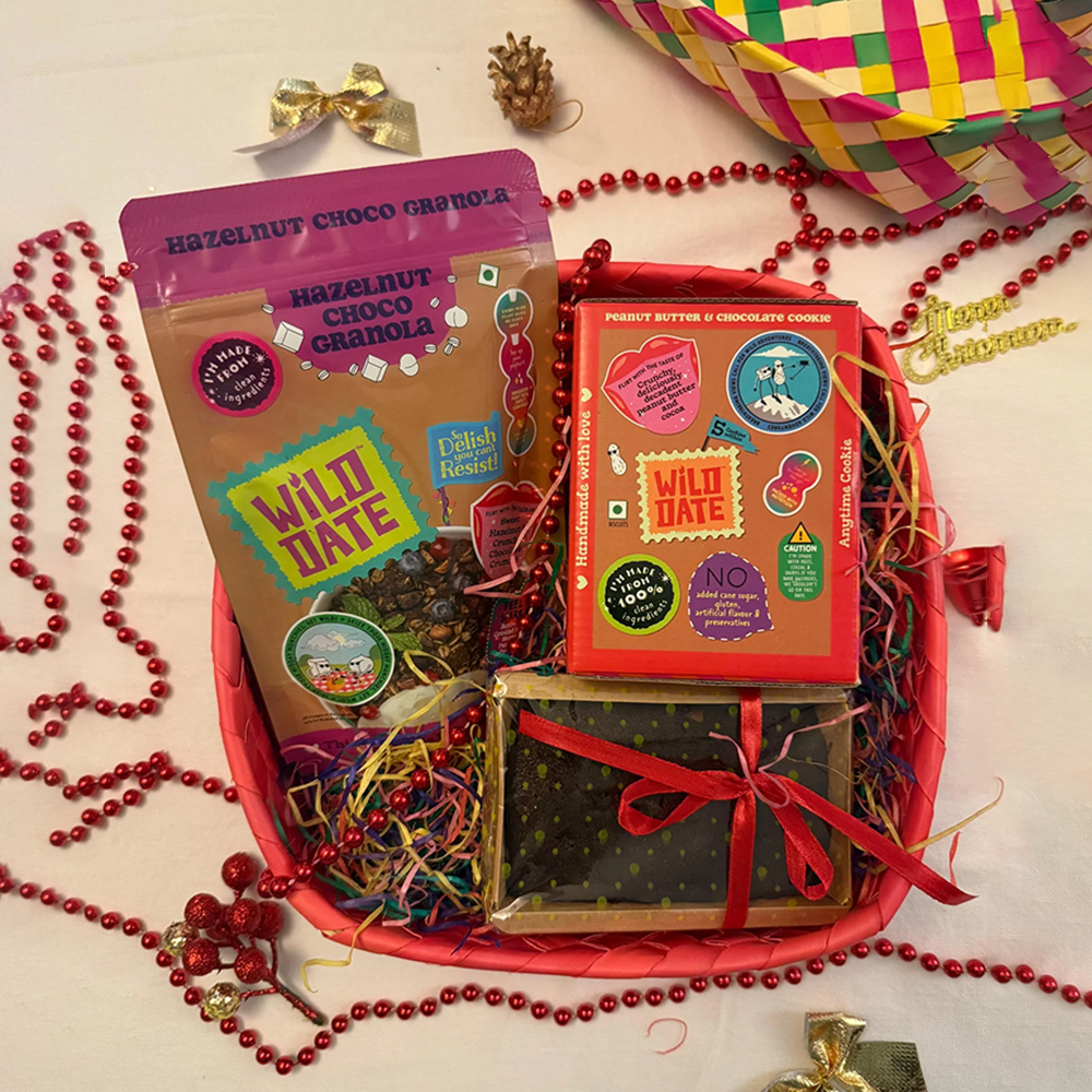 Wild Date – The Merry Munch Box | Festive Gift Hamper with Cashew and Raisin Cake, Hazelnut chocolate Granola & Peanut Butter Chocolate Cookies | Christmas/New Year Festive Gourmet Snack Gift Box