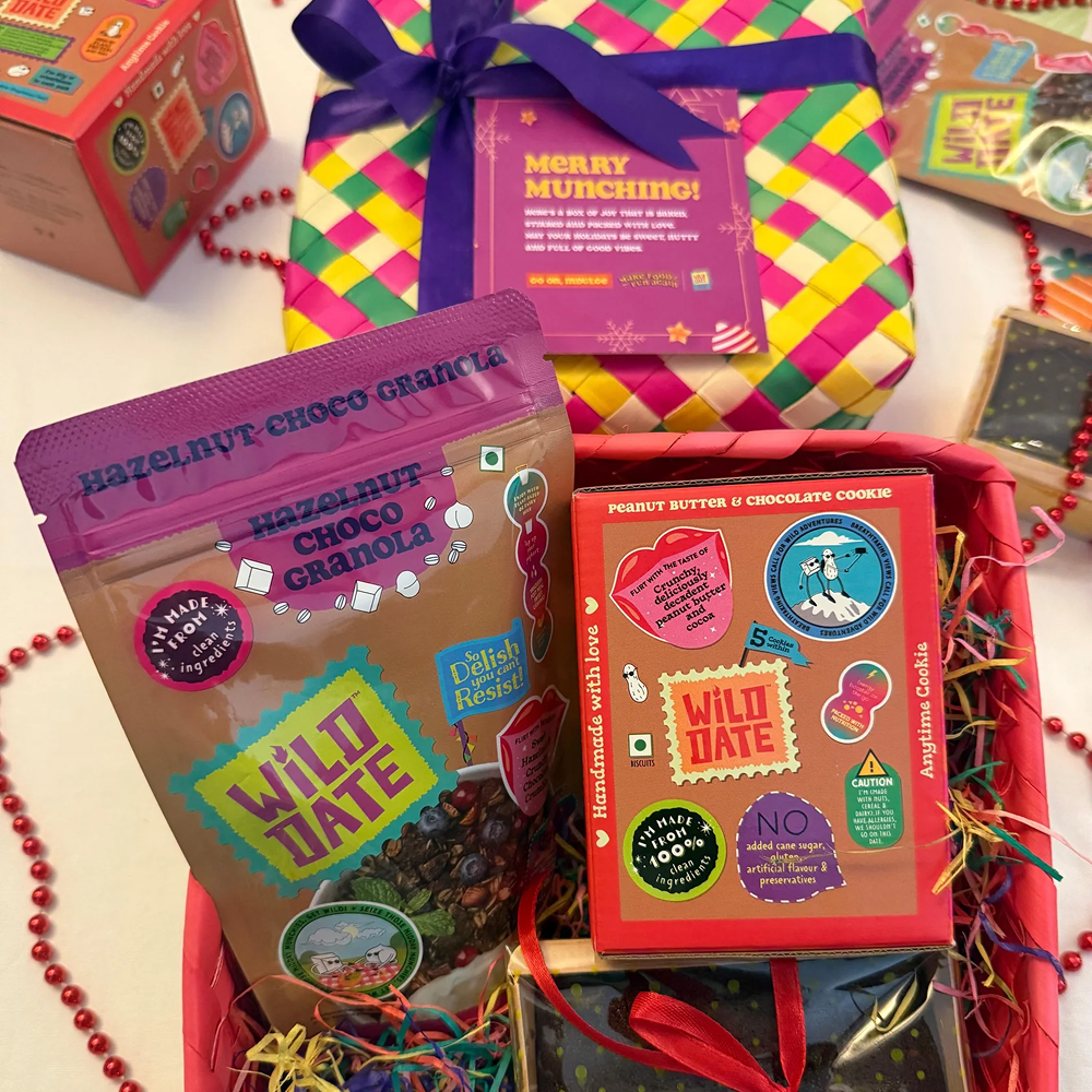 Wild Date – The Merry Munch Box | Festive Gift Hamper with Cashew and Raisin Cake, Hazelnut chocolate Granola & Peanut Butter Chocolate Cookies | Christmas/New Year Festive Gourmet Snack Gift Box